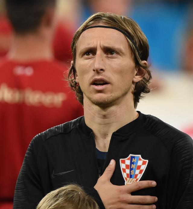 邵佳一执掌国足3把火：体能、纪律、数据，混日子球员的好日子到头了！