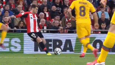 弗拉霍维奇在尤文前20场欧冠打入9球，仅次于C罗和伊瓜因