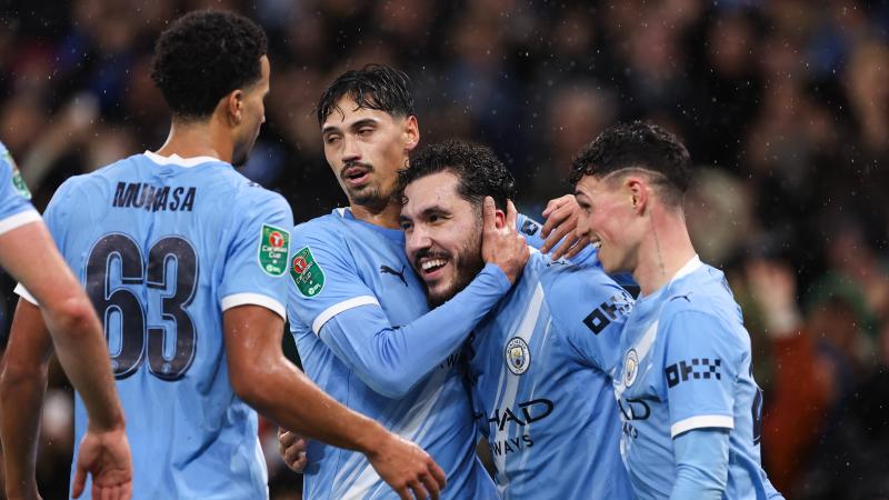 NBA焦点战：湖人主场逆转掘金,