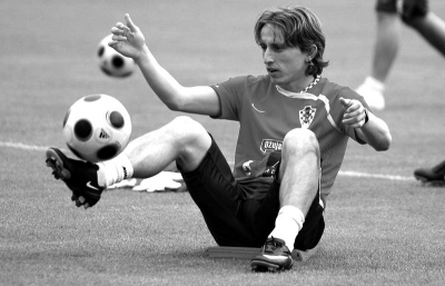 随着皇马0-2塞尔塔，一战证明三大事实，阿隆索基本失败，离下课已不远