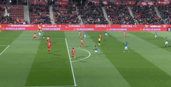 澳超官方：中央海岸水手vs悉尼FC因雷电天气推迟1个小时开球